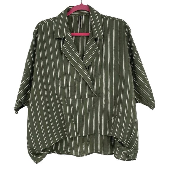 By Anthropologie Tops - By Anthropologie Size Small Green Dylon Short Sleeve Wide Placket Stripe Blouse